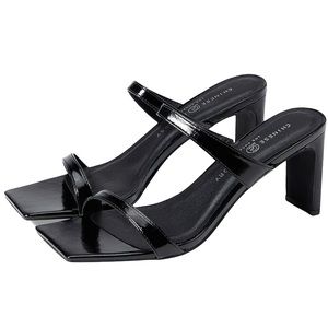 CHINESE LAUNDRY Yanti Black Patent Yaya Heel Sandal